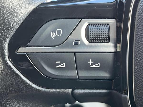 Used Peugeot E-2008 NV21OUX 49