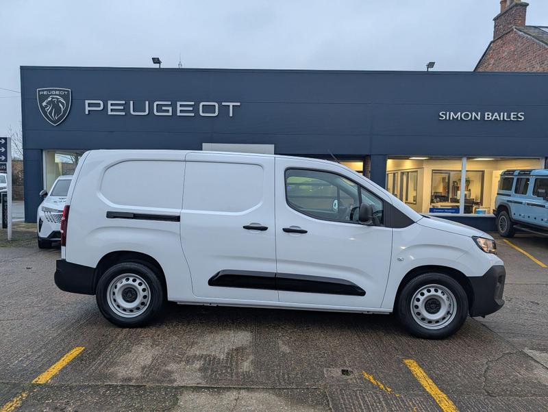 Used Peugeot e-Partner NU74VLB 9