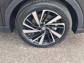 MG MG ZS Photo 9