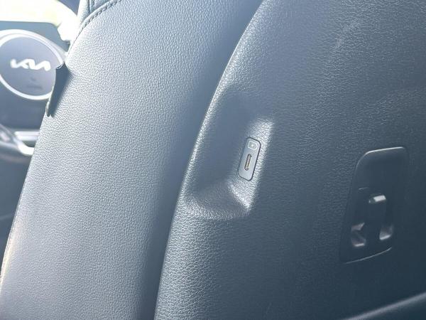Kia Sportage Photo at-febd00eec29047e8b51ebc002e230734.jpg