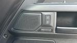 Land Rover Defender Photo 10
