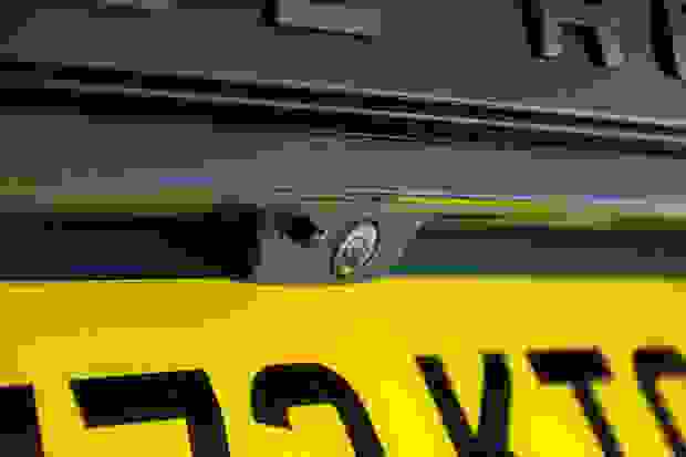Land Rover RANGE ROVER EVOQUE Photo at-fec55fbdd6594dfa9e93c1f31c342436.jpg