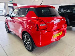 Suzuki Swift Photo 3