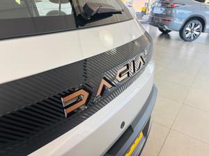 Dacia Spring Photo 15