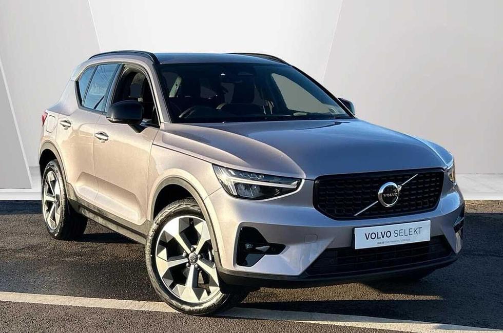 2026 Volvo XC40