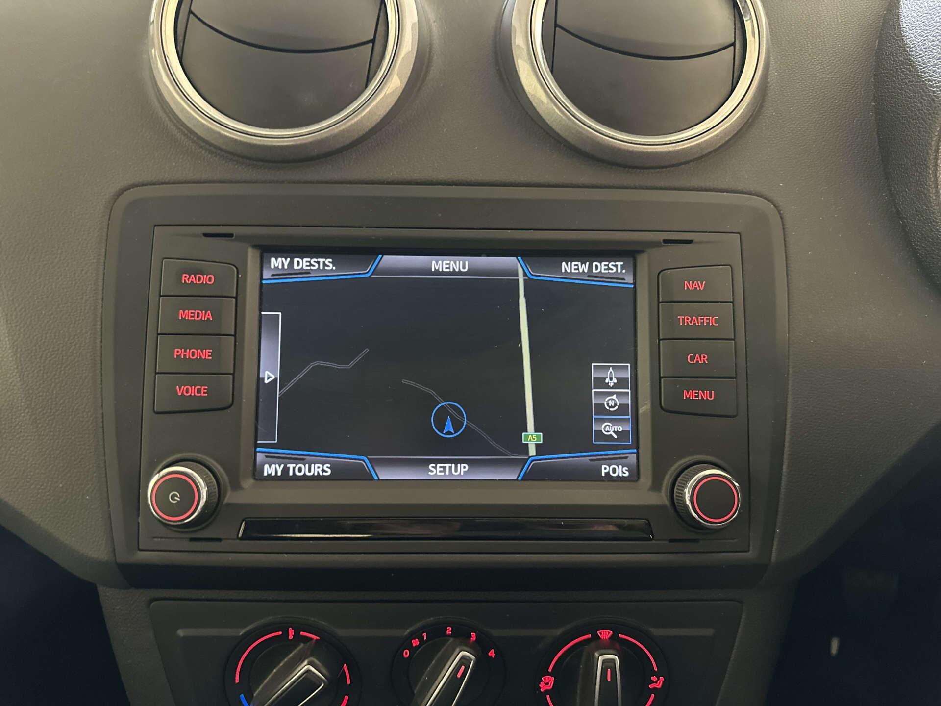 2016 SEAT Ibiza thumbnail 22