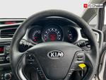 Kia cee'd Photo 13