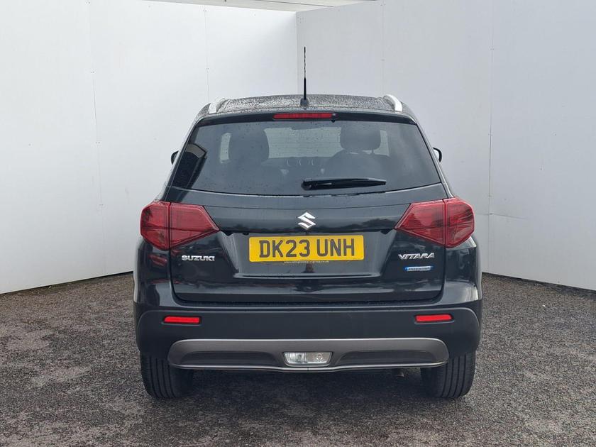 Suzuki Vitara Photo at-fef2c7eb71ec4c0383c2c44c77522fa2.jpg
