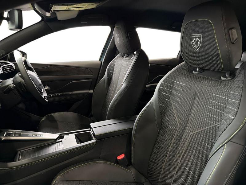 Used Peugeot E-308 SW 202602109822589 17