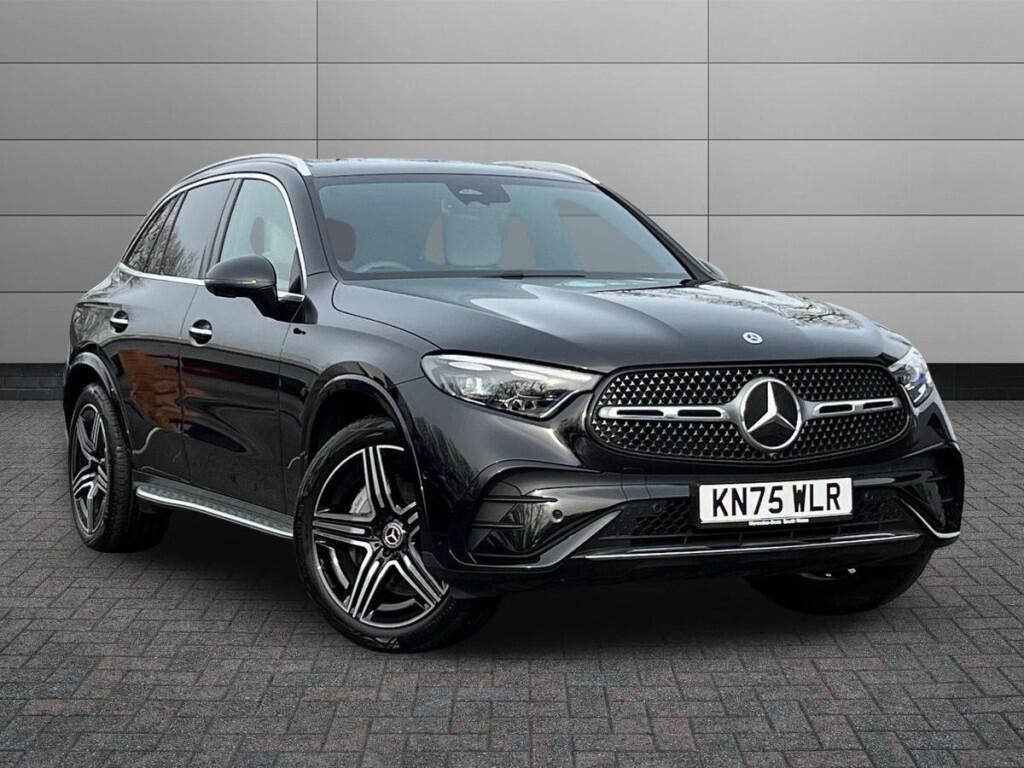 Mercedes-Benz GLC Photo at-ff44338874d14c58b1f07518b0855335.jpg