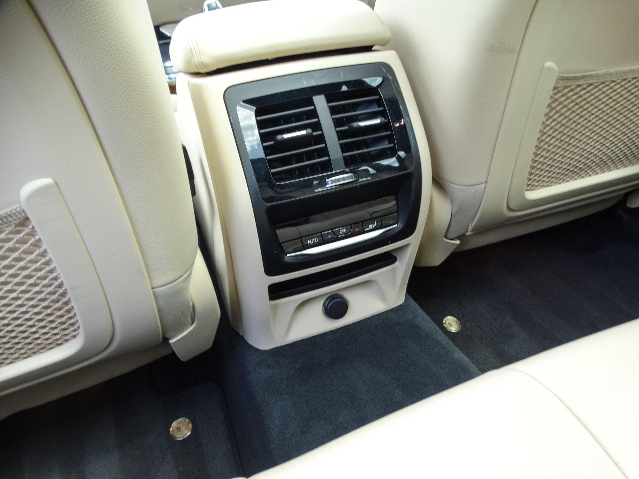 BMW Alpina XD3 3.0d MHT Switchtronic 4WD Euro 6 (s/s) 5dr — photo 18