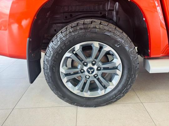 Mitsubishi L200 Photo at-ff667d8da16940fabdc7ffb82818ac97.jpg