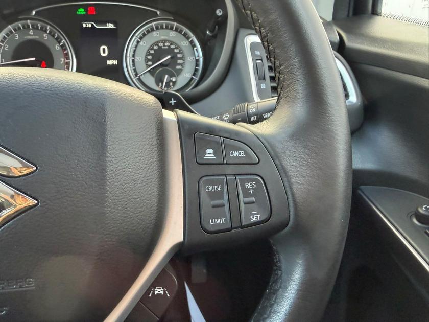 Suzuki S-Cross Photo at-ff68d02866114fd08baffb1ee3bb7762.jpg