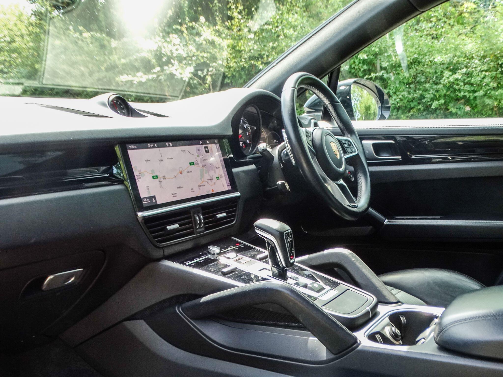 Porsche Cayenne 2.9T V6 S TiptronicS 4WD Euro 6 (s/s) 5dr — photo 18