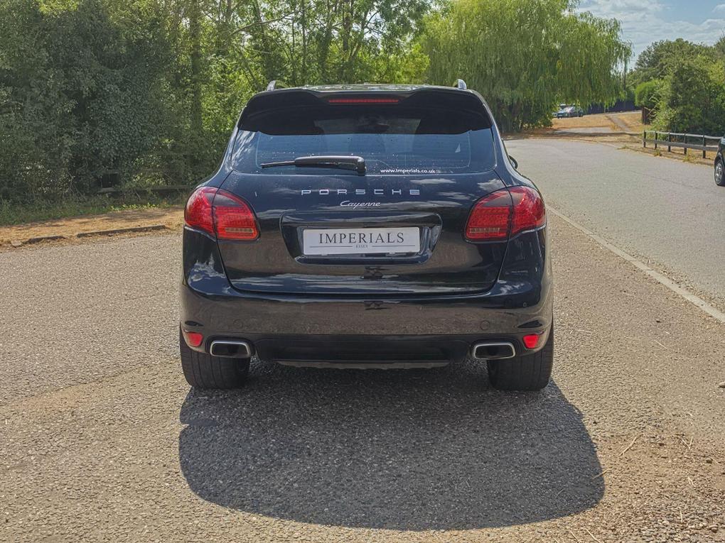 Used Porsche Cayenne LH62AAE 9