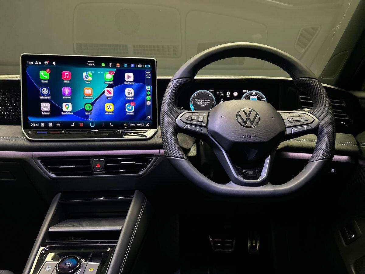 Volkswagen Tiguan Photo at-ffc97546fdb44a979853a0bc5bc6f23b.jpg
