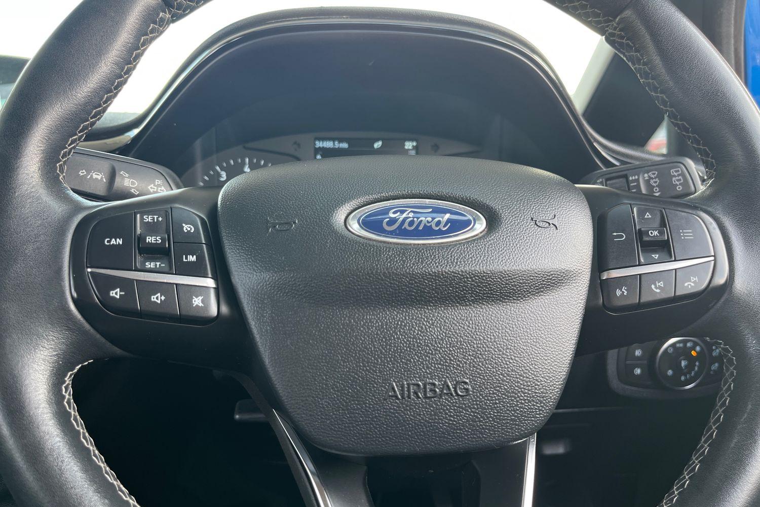 Ford Fiesta Photo 35
