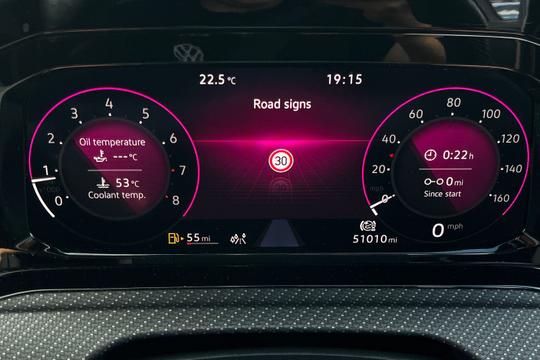 Volkswagen Golf Photo autoimg-0016572ed4bc14e7e4e825ee7b8daf1c8eed1a77.jpg
