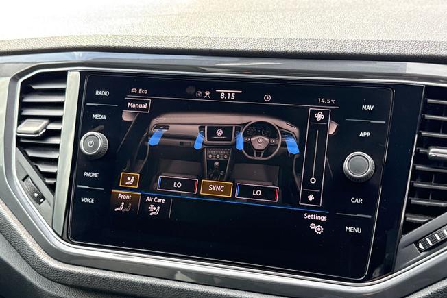 Volkswagen T-Roc Photo 40