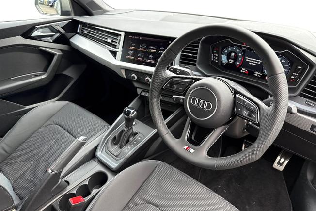Audi A1 Photo 6