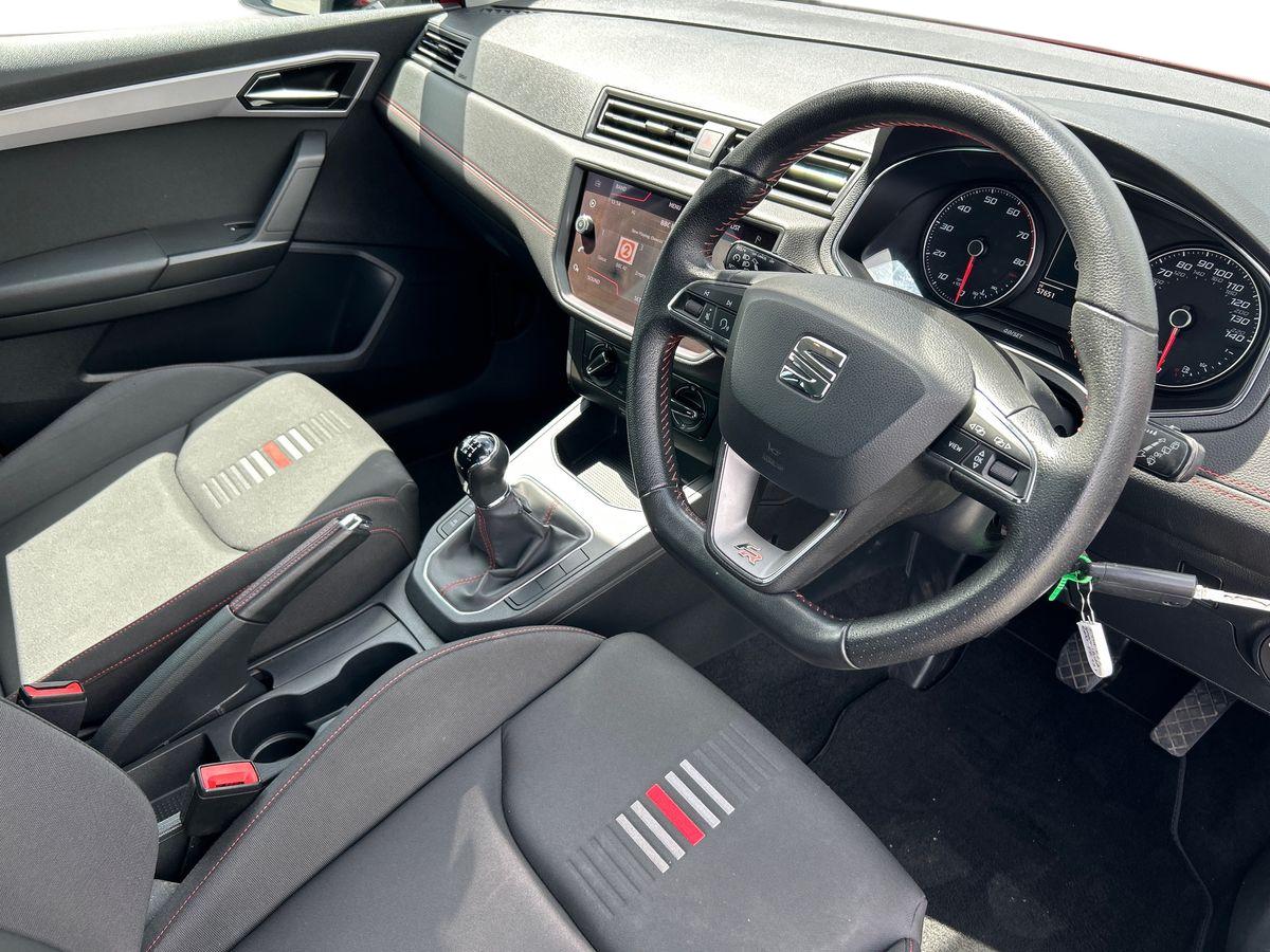 SEAT Ibiza Photo 18