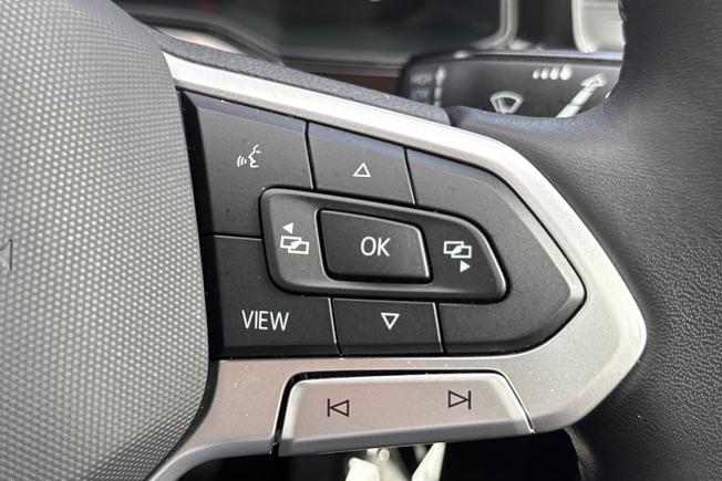 VOLKSWAGEN Polo Photo 17