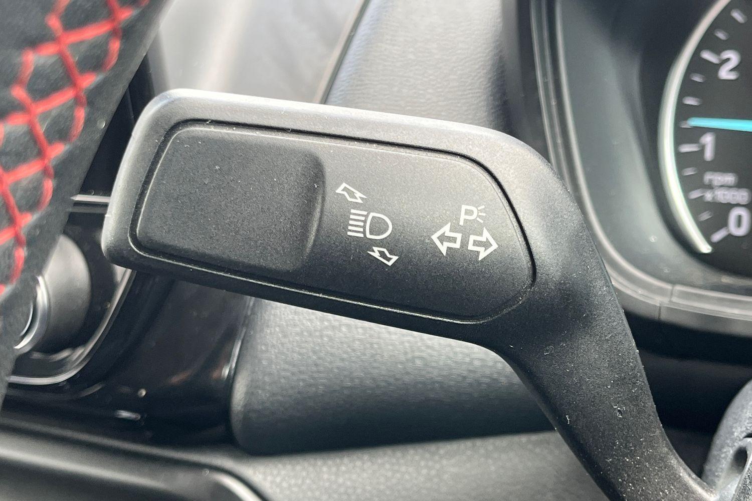 Ford ECOSPORT Photo 13