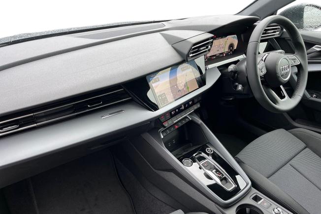 AUDI A3 Sportback Photo 2