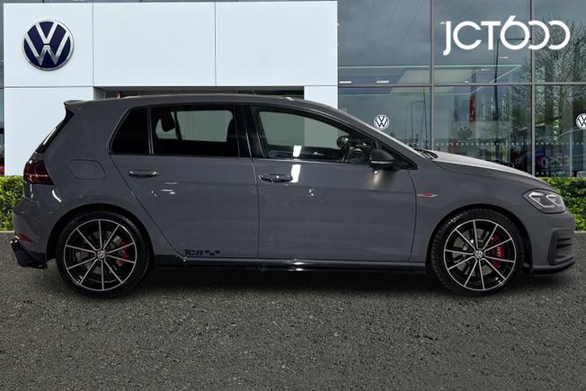 Volkswagen Golf Photo 4