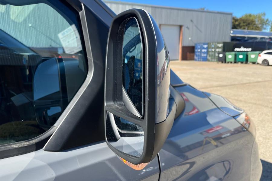 Ford TRANSIT CUSTOM Photo autoimg-00225d263d5deebd8a28b0e253c34021cdc1333f.jpg