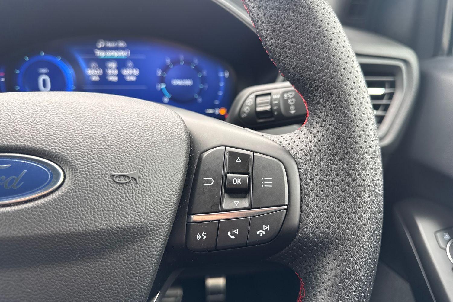 Ford FOCUS Photo 29
