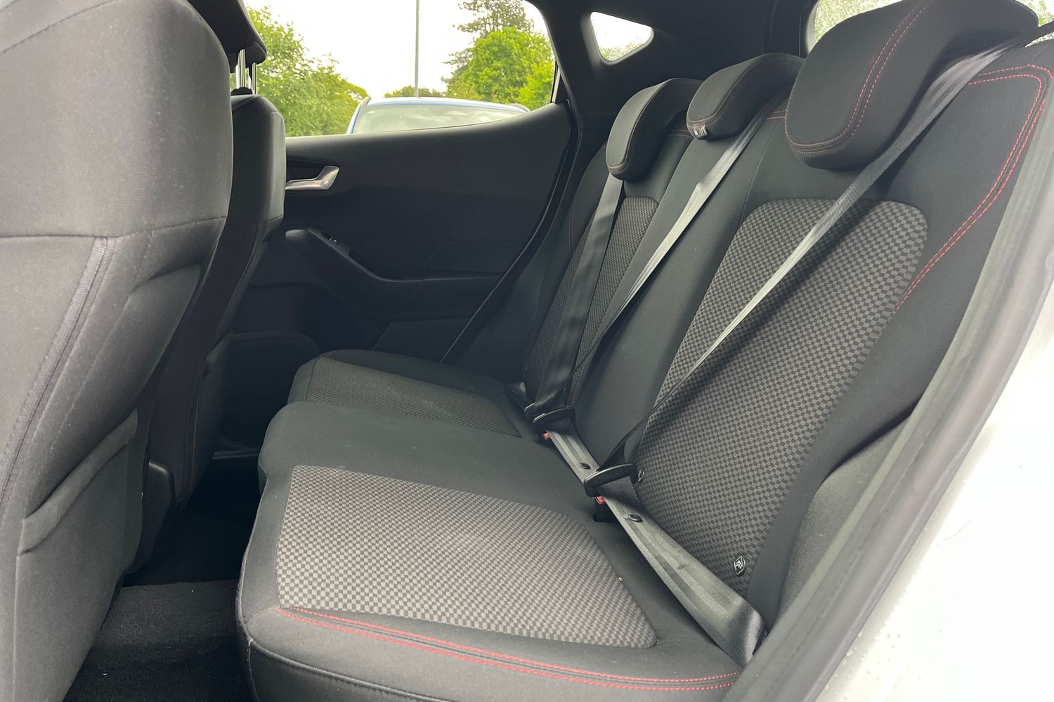 Ford Fiesta Photo 19