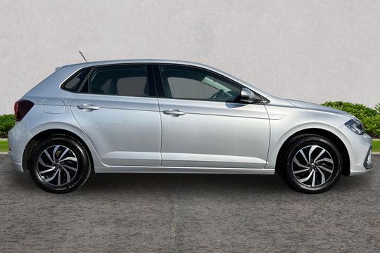 Volkswagen Polo Photo autoimg-002f25a9b7909673000800054a013486eb4615d5.jpg