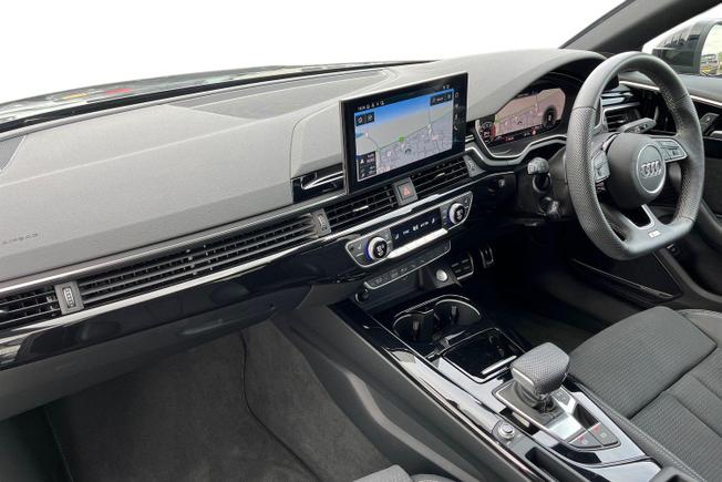 AUDI A4 Photo 2