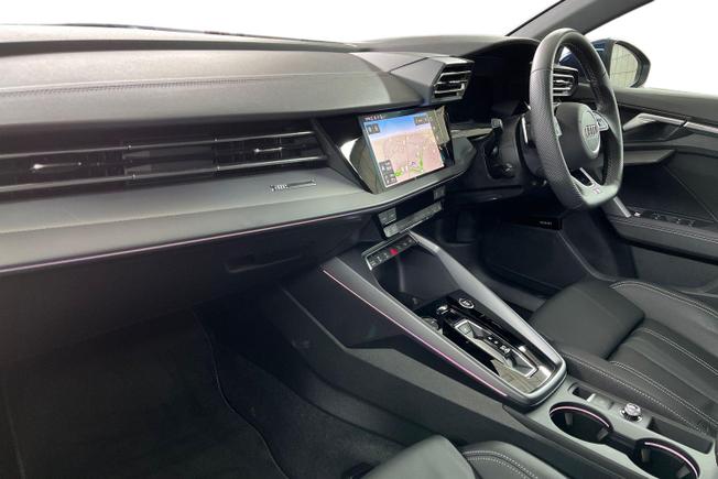 Audi A3 Photo 2