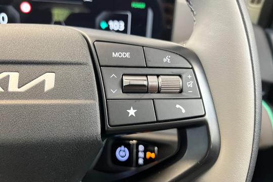 Kia EV4 Photo autoimg-0034efe7e82cde9a21633e02fde522bceb5ec33b.jpg