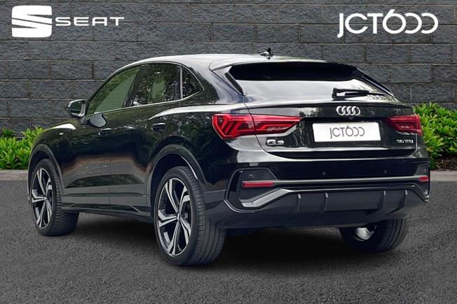 AUDI Q3 Photo 3