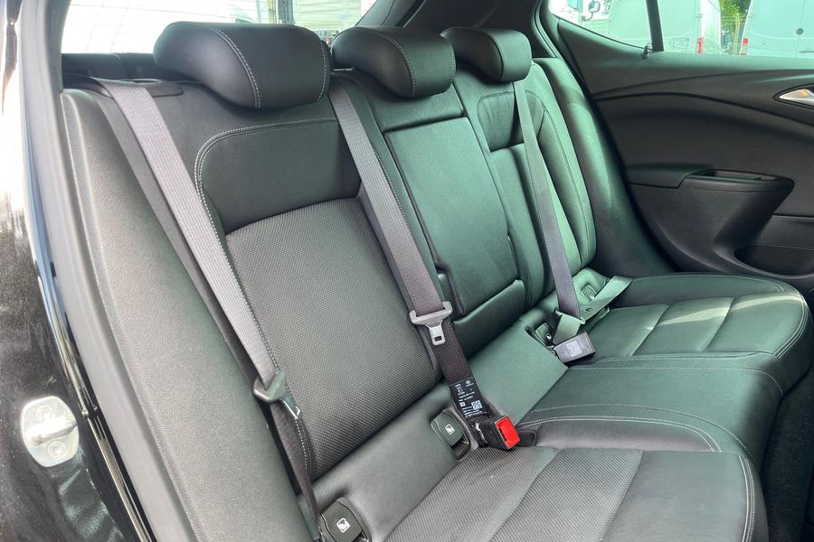 Vauxhall ASTRA Photo autoimg-0036d20d4ba388219bf8f2f27f7d59208f42aed3.jpg