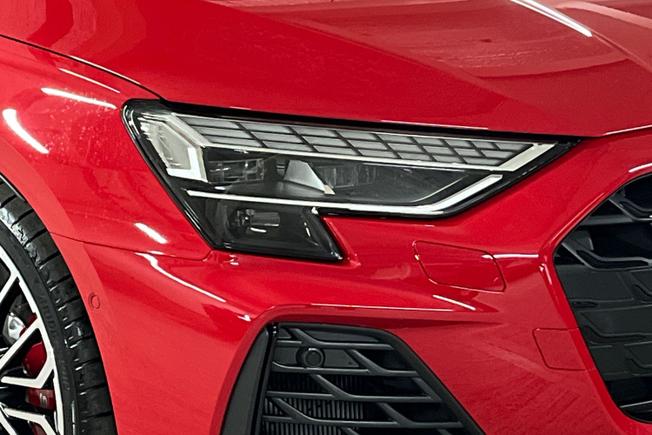 AUDI S3 Photo 19