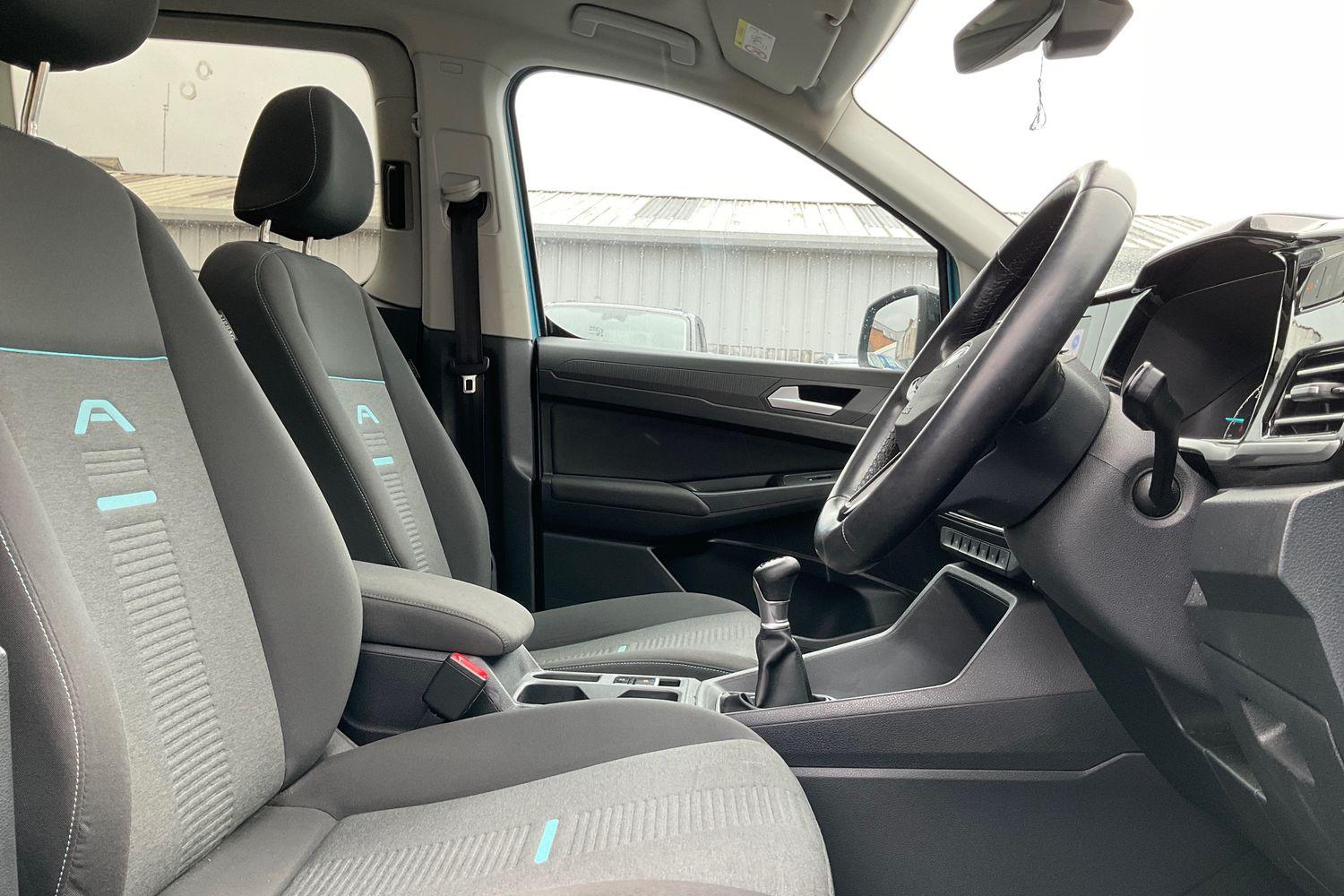 Ford Grand Tourneo Connect Photo 16