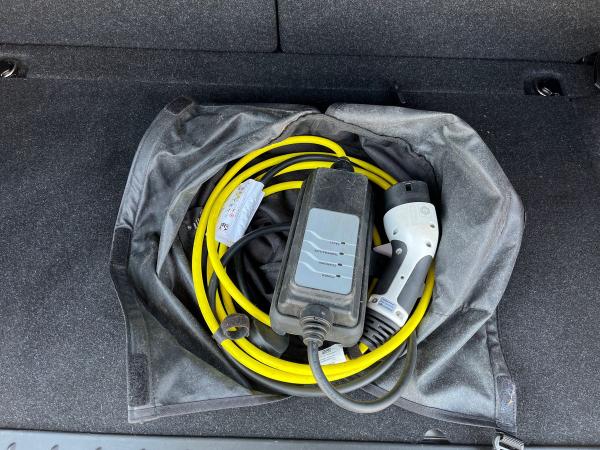 BMW i3 Photo autoimg-00432754cf88e1bb4de6b86bd9a168cb49455f8e.jpg