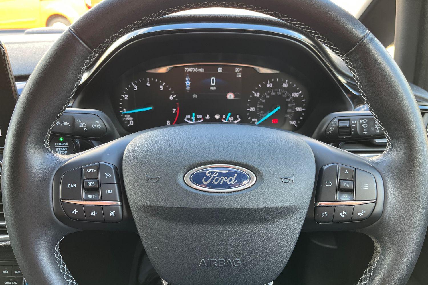 Ford Fiesta Photo 11
