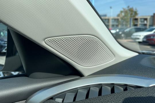 Volkswagen T-roc Photo autoimg-0046dc7788bc6631c4abaa3c04e8f3510daef038.jpg