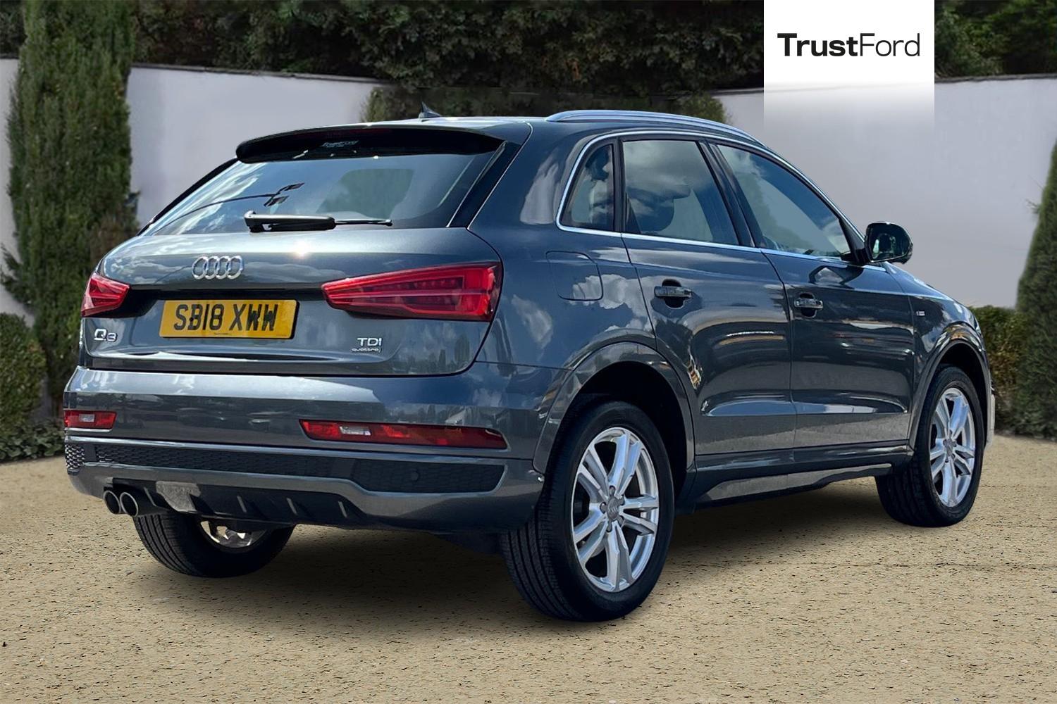 Audi Q3 Photo 3