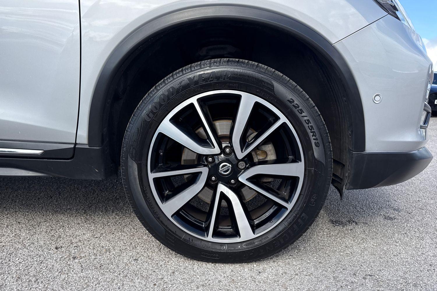 Nissan X-TRAIL Photo 7
