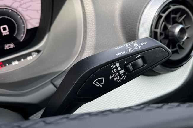 AUDI Q2 Photo 22