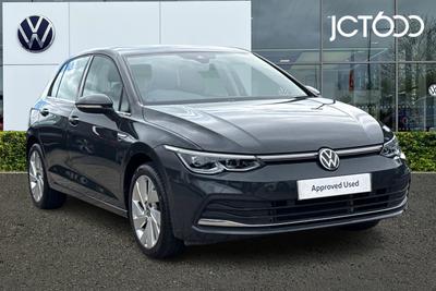 2024 VOLKSWAGEN Golf 1.5 TSI Style Hatchback 5dr Petrol Manual Euro 6 (s/s) (130 ps) at JCT600