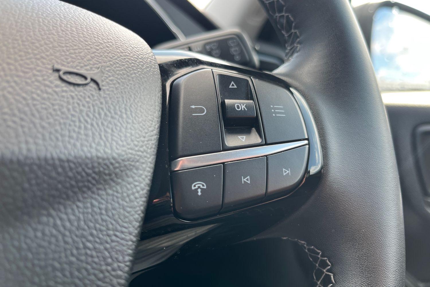 Ford KUGA Photo 39