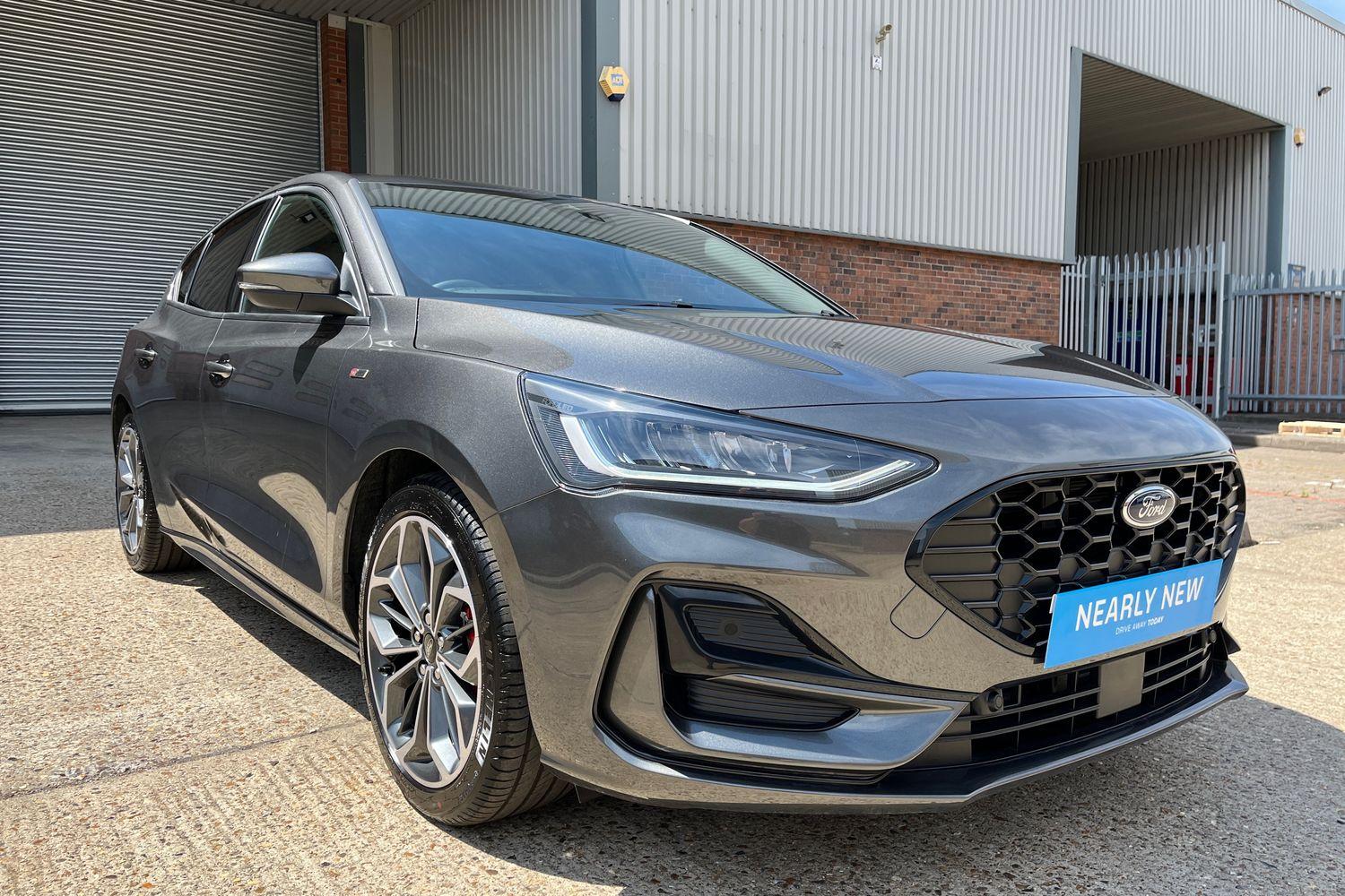 Ford Focus Photo 39