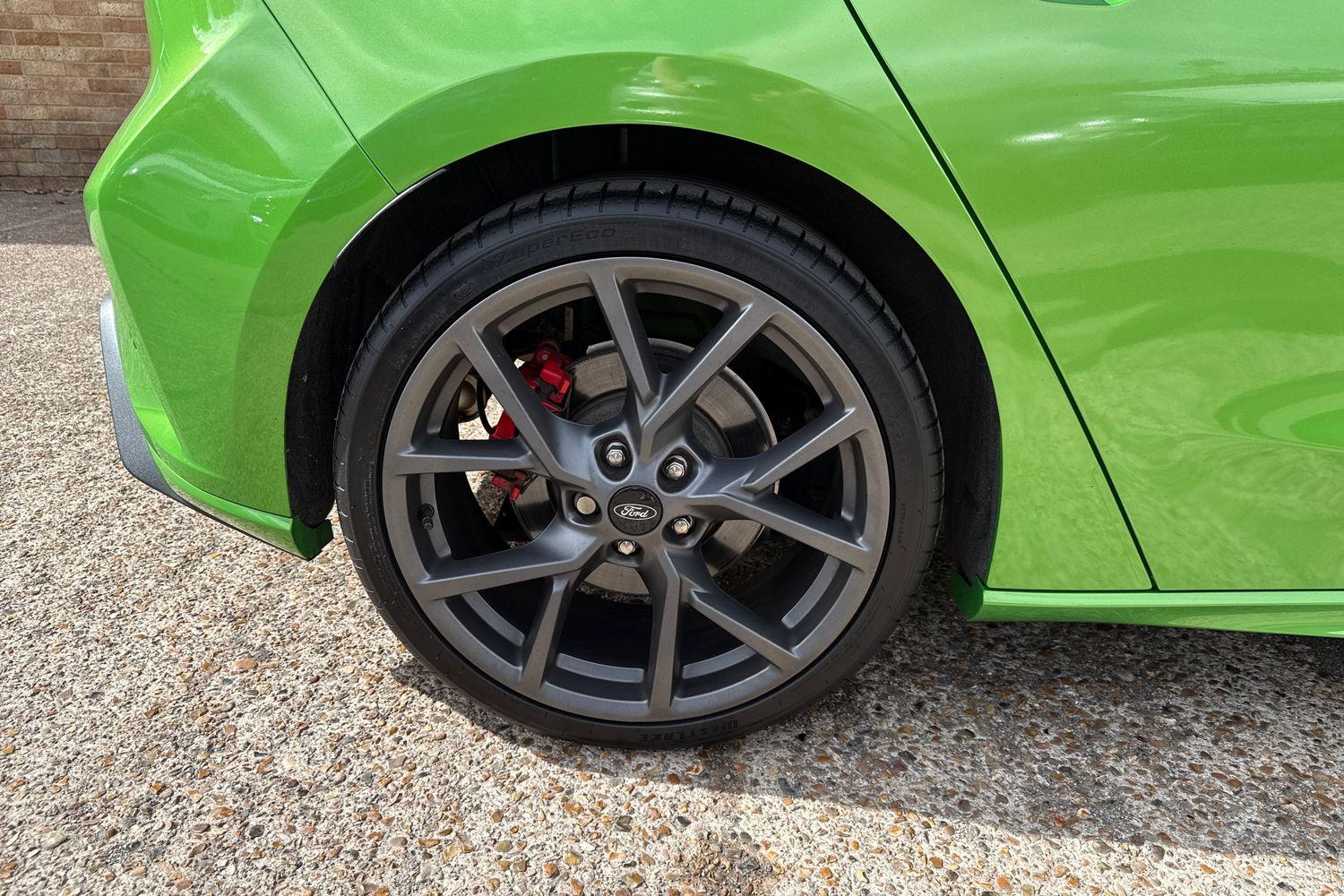 Ford FOCUS Photo 7